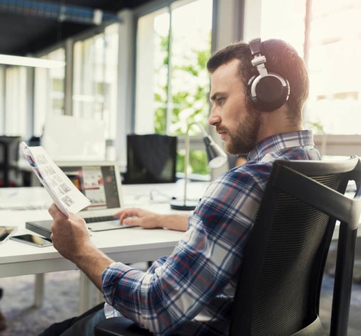 Not Getting Enough Done at Work? Read on to Boost your Performance! Working effectively with music