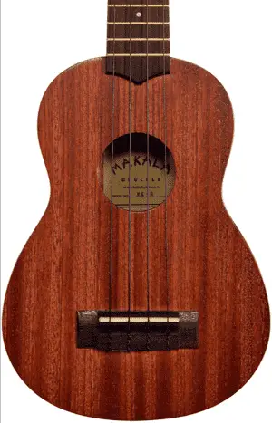 Makala Dolphin ukulele