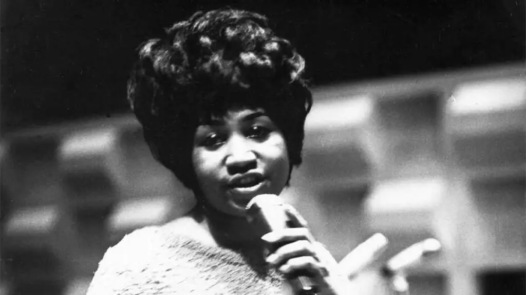 Aretha Franklin with psychedelic background