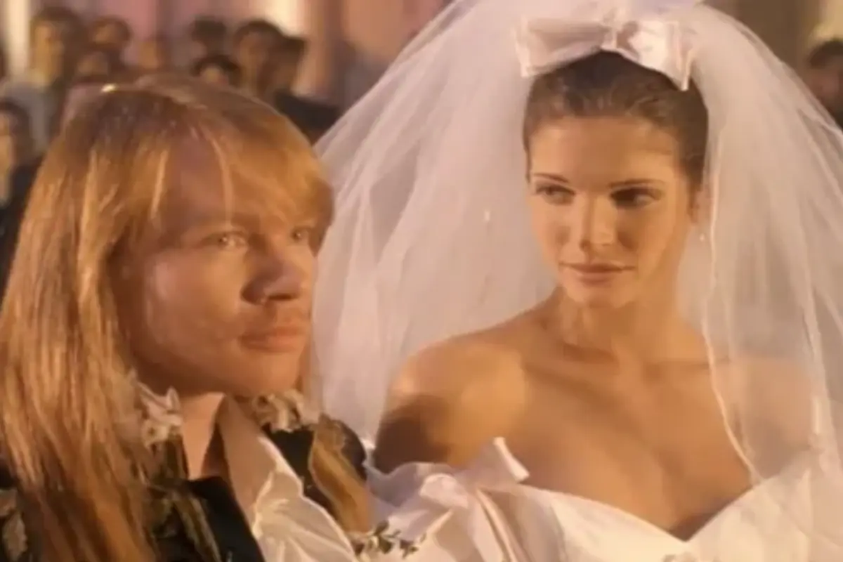 Guns N Roses Illusion Video