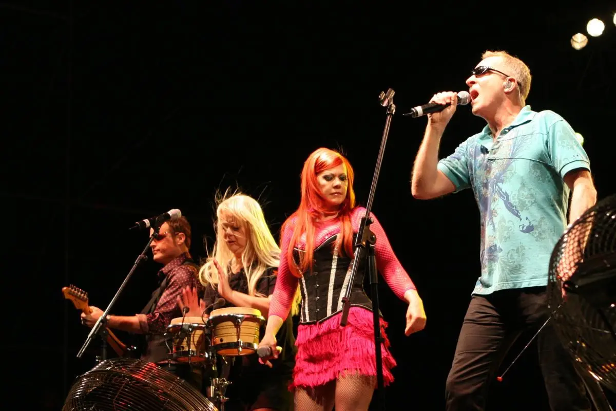 B-52s perform live on stage.