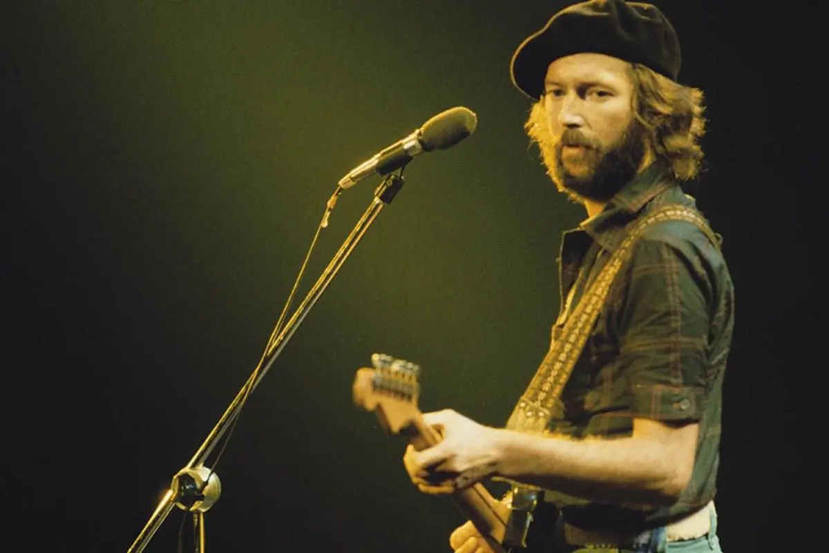 Eric Clapton show a calm and classic stage moment.