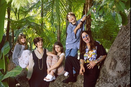 Ozzy Osbourne’s Last Words to Kelly, Three Days Before He Died The Osbourne family photographed together at their Beverly Hills home in 1997